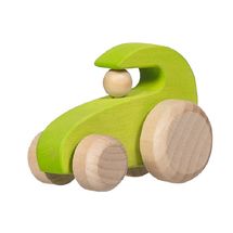 Trattore in legno da far rotolare GK55831 Goki 1