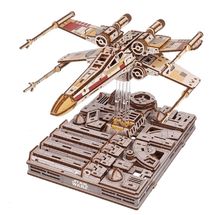 X-Wing di Luke Skywalker modello meccanico U-70269 Ugears 1