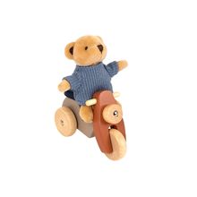 L'orso Alexis sul suo scooter EG511180 Egmont Toys 1