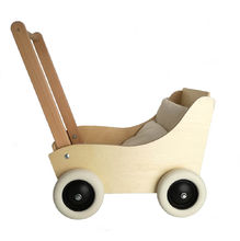 Carrozzina in faggio con tessuto naturale EG700208 Egmont Toys 1
