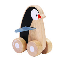 Pinguino rotolante PT5444 Plan Toys 1