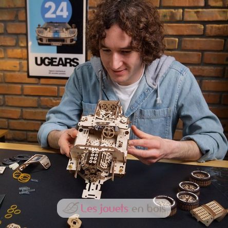 UGT-24 Auto da Endurance modello meccanico U-70267 Ugears 6