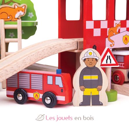 Set trenino stazione dei pompieri BJT037 Bigjigs Toys 7