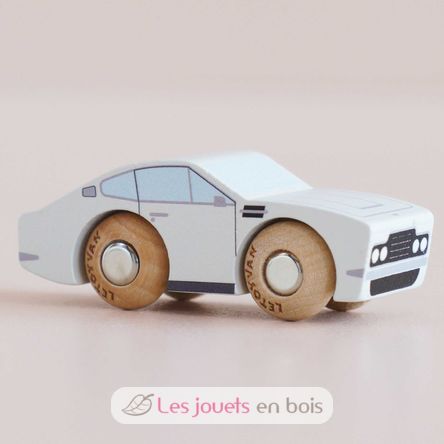 Auto Aaron No 6 TV-GT35 Le Toy Van 3